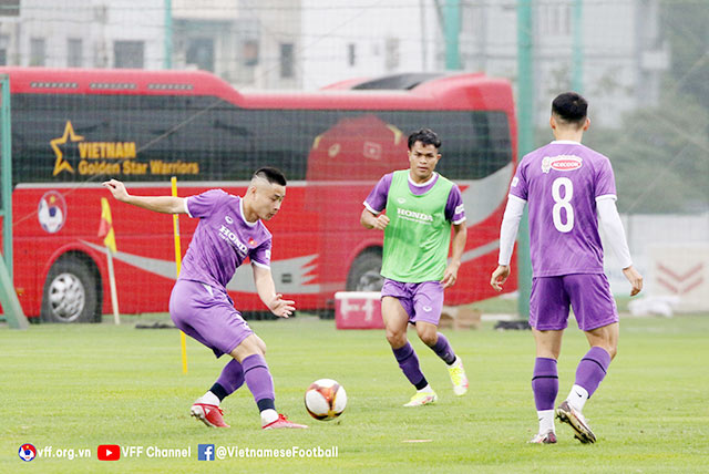 Cầu thủ U23 Việt Nam nỗ lực tập luyện