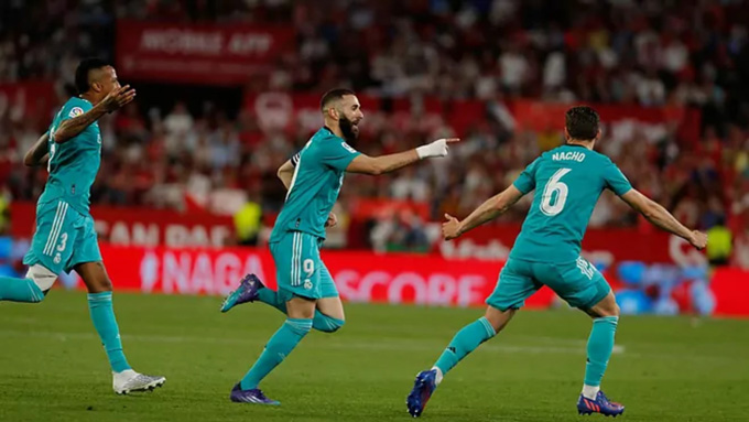 Benzema và Nacho tạo nên cuộc lội ngược dòng ấn tượng của Real