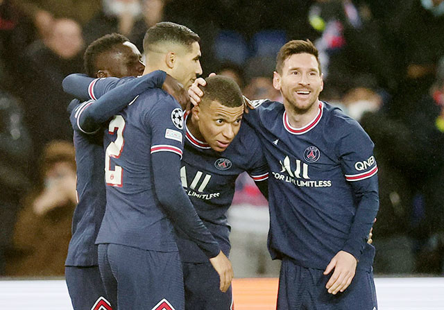 Những hảo thủ như Mbappe, Messi... dư sức lấy trọn 3 điểm ngay trên sân của Angers 