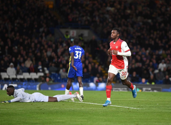 Nketiah lập cú đúp ấn tượng ở trận Chelsea vs Arsenal