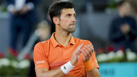 Djokovic vào tứ kết Madrid Open 2022 nhờ Murray rút lui
