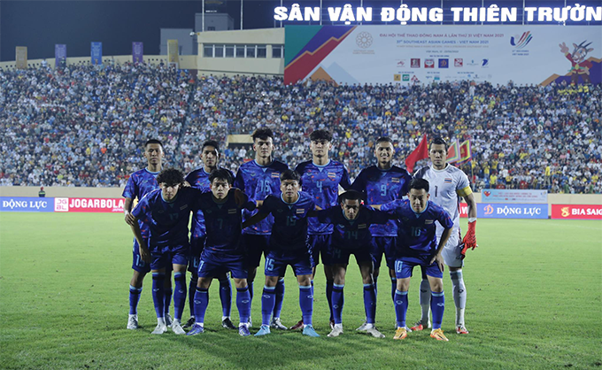 U23 Thái Lan và các đội bóng ở bảng B đã được tận tưởng bầu không khí náo nhiệt từ trên sân