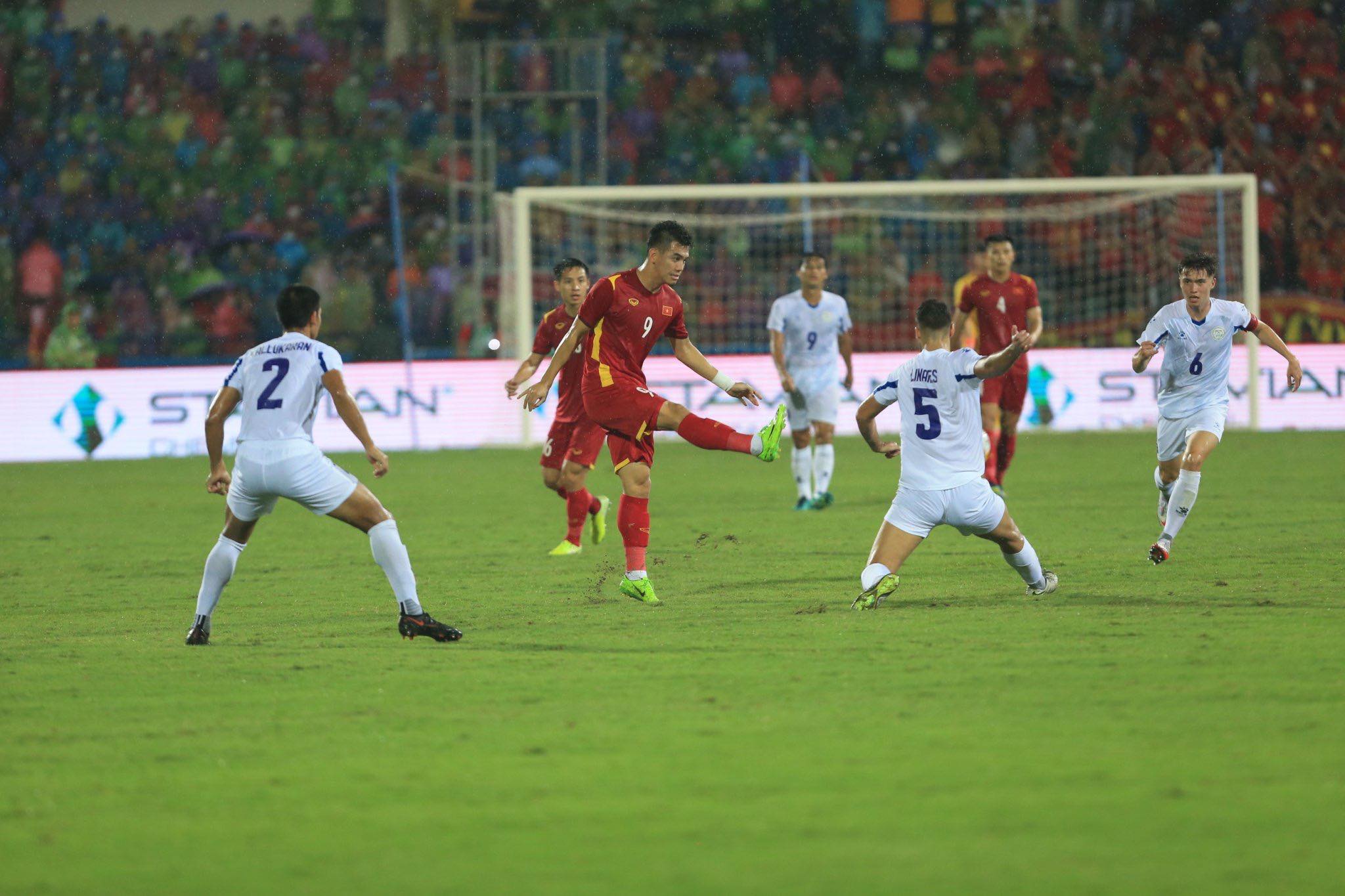 U23 Philippines có trận đấu quả cảm trước U23 Việt Nam - Ảnh: Đức Cường 