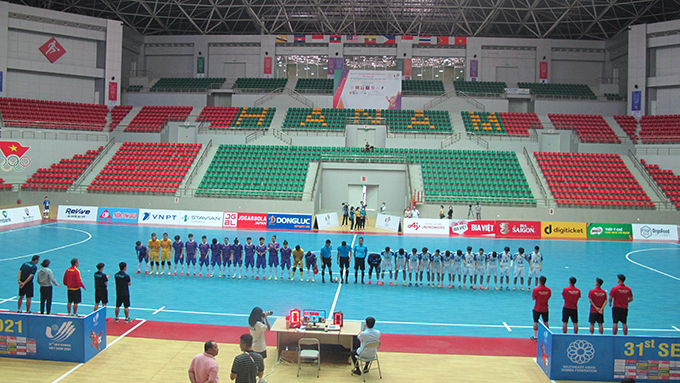 Tận dụng cơ hội ĐT futsal nữ Việt Nam thi đấu giao hữu, BTC địa phương "tập dượt" công tác tổ chức một trận đấu