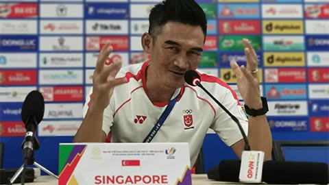HLV U23 Singapore:’ Tôi rất trân quý và cảm ơn khán giả Việt Nam’