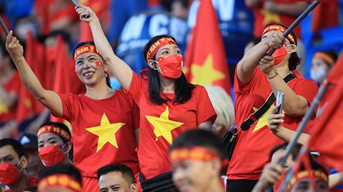 Sân Cẩm Phả rực lửa trong ngày ĐT nữ Việt Nam chào sân SEA Games 31