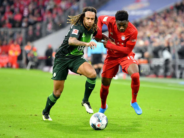 Trận đấu giữa chủ nhà Wolfsburg (trái) và tân vương Bayern dễ kết thúc với tỷ số hòa