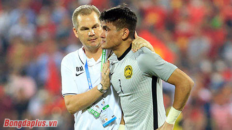 Tại sao U23 Malaysia không thay thủ môn dù chấn thương khi đấu U23 Việt Nam?