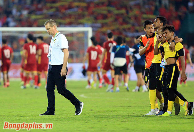 HLV Maloney tự hào với nỗ lực của cầu thủ U23 Malaysia 