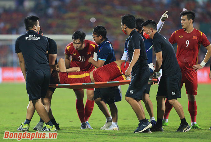 Ngoài ra U23 Việt Nam cũng không thể có Lê Văn Xuân do chấn thương dây chằng 