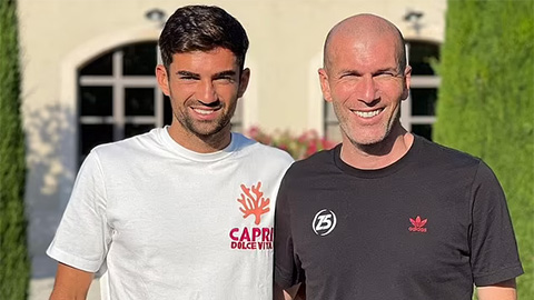 Zidane lên chức ông nội ở tuổi 49