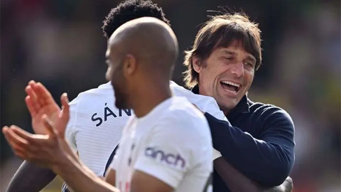 Conte từ chối cam kết tương lai với Tottenham