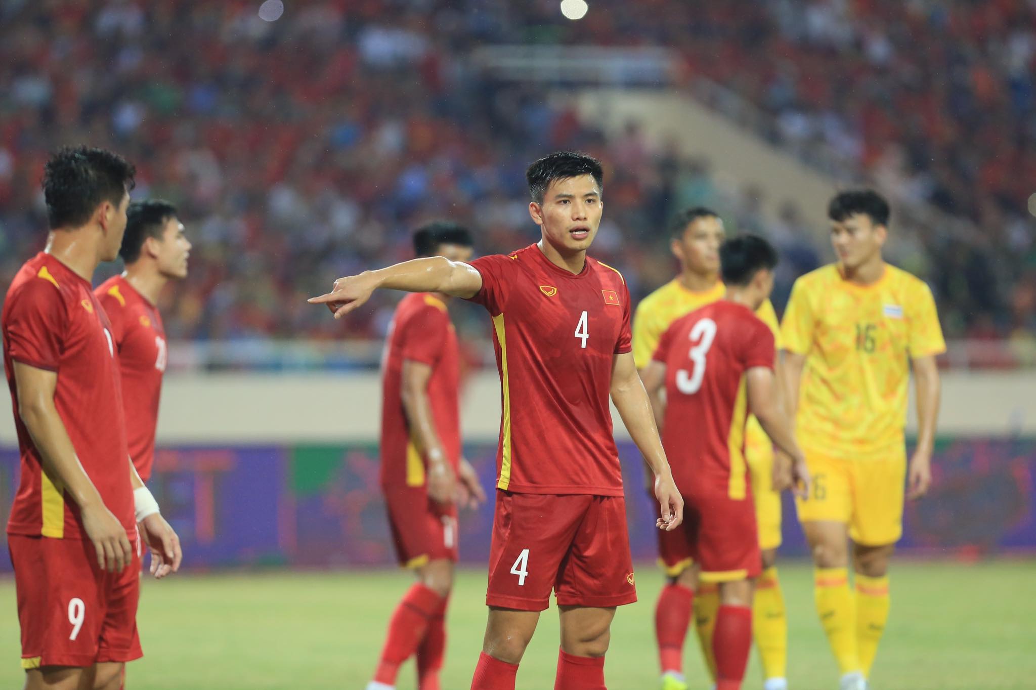 Hàng thủ U23 Việt Nam dưới sự chỉ huy của Thanh Bình đã thi đấu cực hay, giữ trắng lưới cả giải - Ảnh: Minh Tuấn 