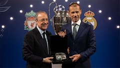 Perez tặng quà cho chủ tịch UEFA trước chung kết Champions League