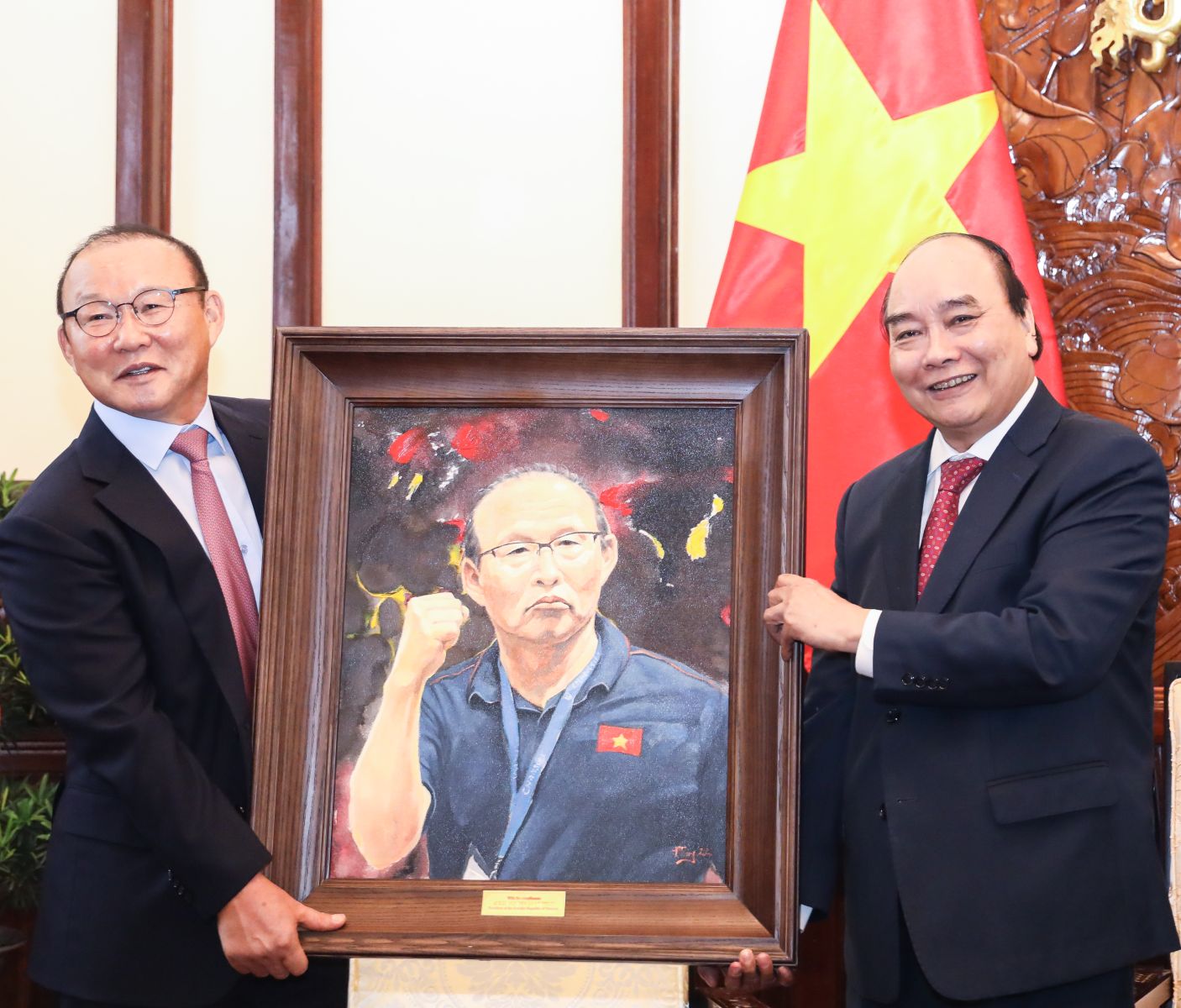 HLV Park Hang Seo trong buổi gặp thân mật với Chủ tịch nước Nguyễn Xuân Phúc sáng ngày 28/5 - Ảnh: VPCTN