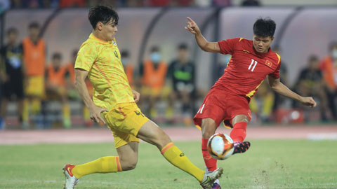 U23 Việt Nam (áo sẫm) bất bại cả 5 trận gần nhất đối đầu U23 Thái Lan Ảnh: MINH TUẤN