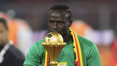 Lập hat-trick vào lưới Benin, Mane đi vào lịch sử