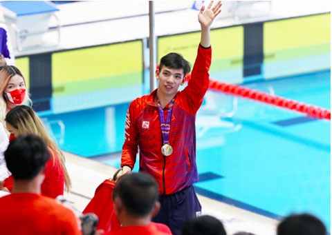 Nguyễn Huy Hoàng xuất sắc mang về những chiếc huy chương vàng danh giá cho Đoàn Thể thao Việt Nam (Hình ảnh: Nhân vật cung cấp)