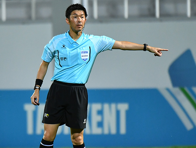 Trọng tài Nhật Bản nghiêm khắc với U23 Việt Nam - Ảnh: AFC 