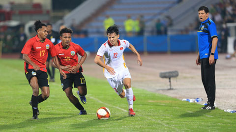 Phong độ ấn tượng tại SEA Games 31 và VCK U23 châu Á 2022 giúp Tuấn Tài (áo trắng) được CLB Viettel gọi trở lại 	Ảnh: MINH TUẤN