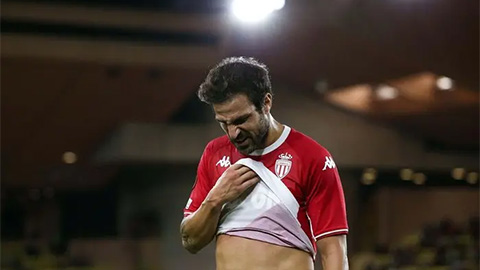 Fabregas trở thành cầu thủ tự do sau 1 năm đáng quên với Monaco