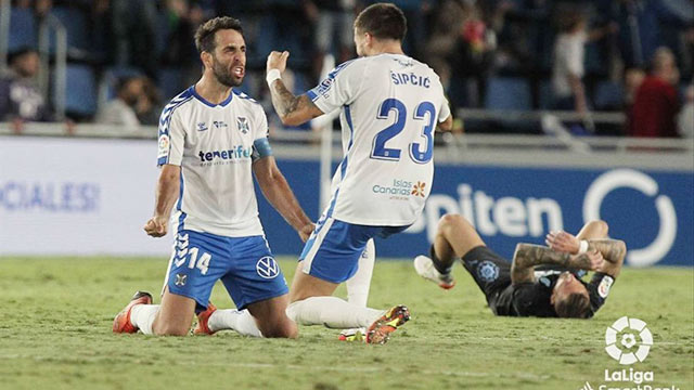 Điểm tựa sân nhà sẽ giúp Tenerife giành vé thăng hạng La Liga