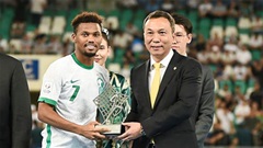 Quyền Chủ tịch VFF Trần Quốc Tuấn dự khán trận chung kết U23 châu Á và trao giải thưởng Cầu thủ xuất sắc nhất