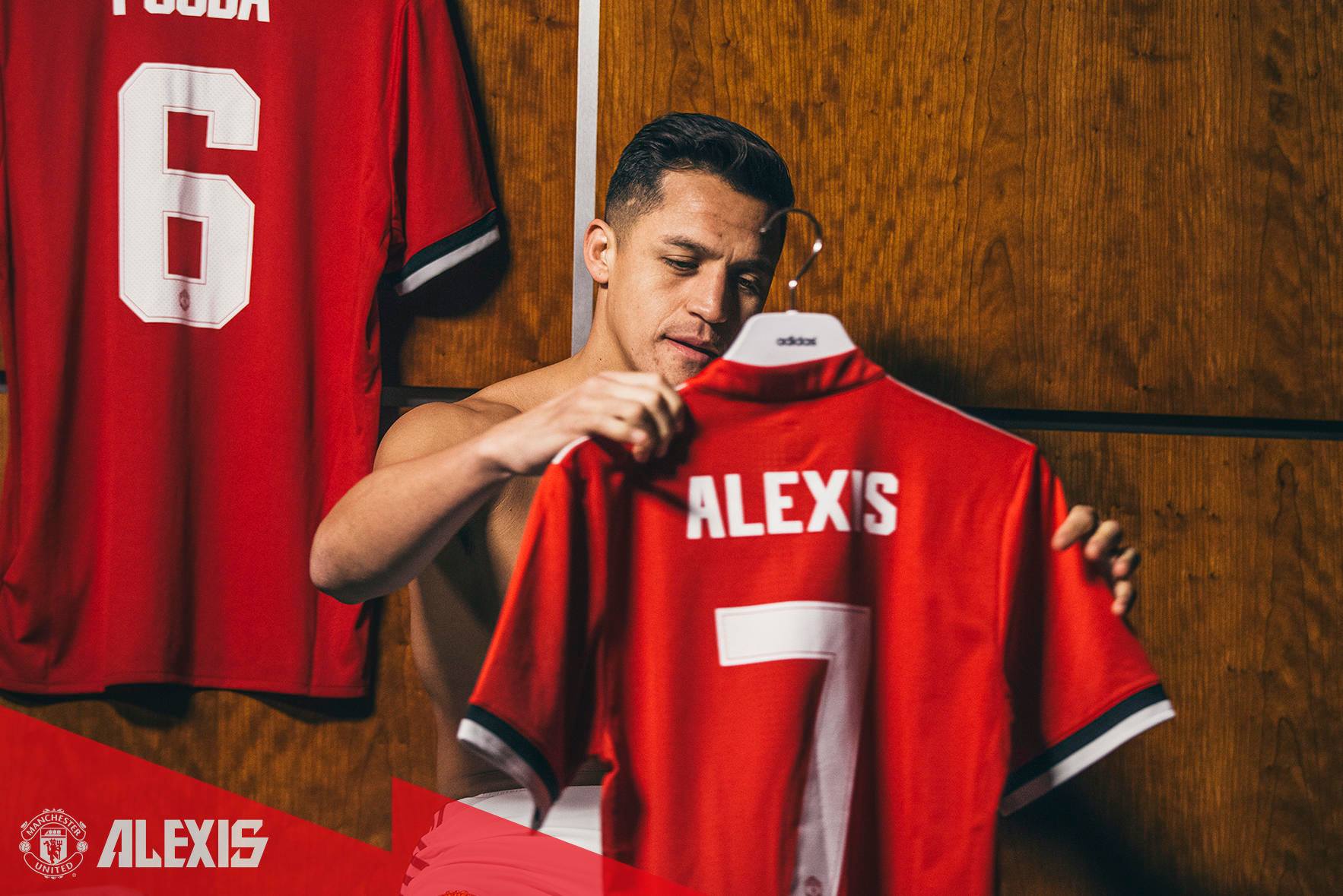Alexis Sanchez trở thành vụ mua bán ngớ ngẩn nhất của Man United khi tiền đạo này hưởng lương cao chỉ để ngồi dự bị
