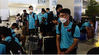 U19 Việt Nam đến Jakarta sau 19 tiếng di chuyển