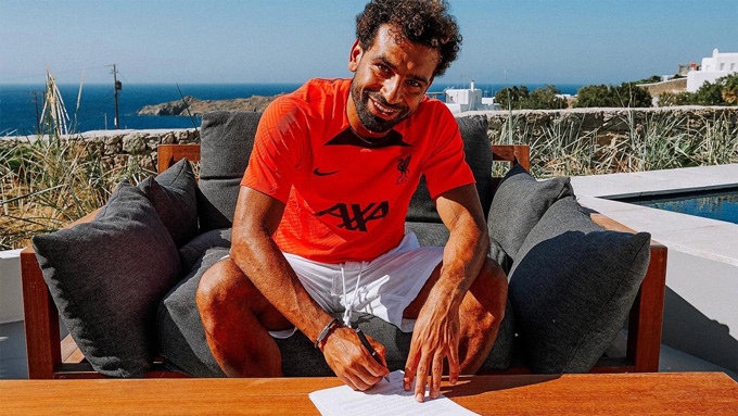 Sau tất cả, Salah đã đồng ý ký vào bản hợp đồng mới với LIverpool