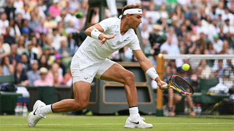 Nadal vào tứ kết Wimbledon mùa thứ ba liên tiếp