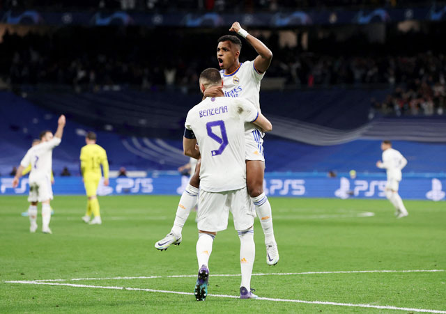 Mùa 2021/22, Rodrygo (trên) đã có 9 bàn thắng và 10 đường kiến tạo cho Real Madrid