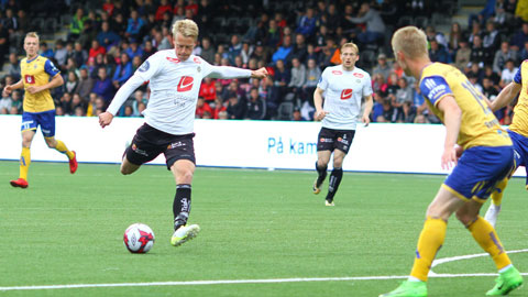 Soi kèo Sogndal vs Fredrikstad, 23h00 ngày 7/7: Tài bàn thắng trận