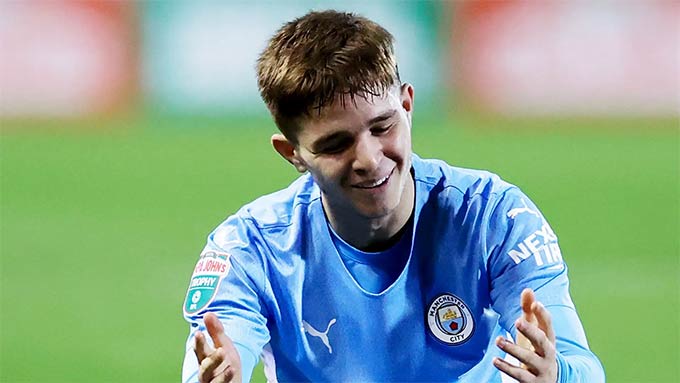 McAtee mới gia hạn hợp đồng với Man City đến năm 2026
