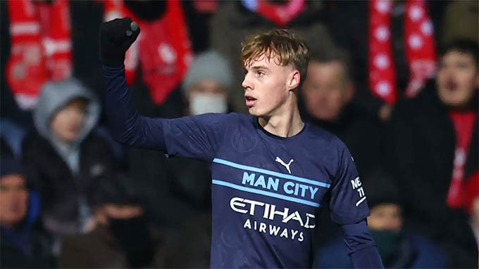 Palmer đã đá 13 trận cho đội 1 Man City