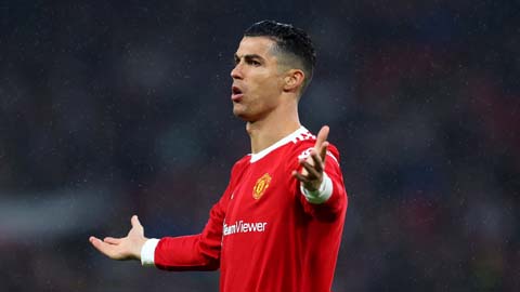 CĐV Man United thông cảm cho tham vọng chơi ở Champions League của Ronaldo