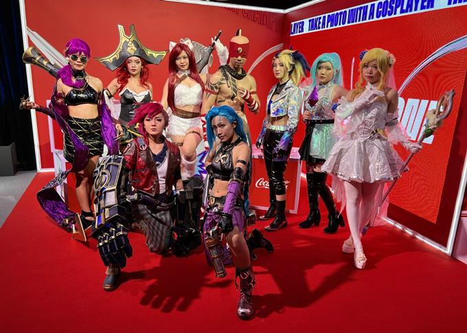 Dàn cosplay nổi bật giữa khán phòng sự kiện Fan Icons.