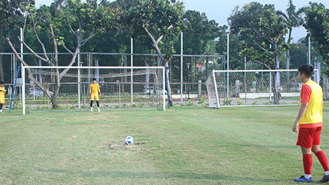U19 Việt Nam tập đá penalty chuẩn bị trận bán kết với Malaysia