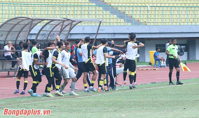 U19 Malaysia ăn mừng sau bàn mở tỷ số - Ảnh: Phan Hồng 