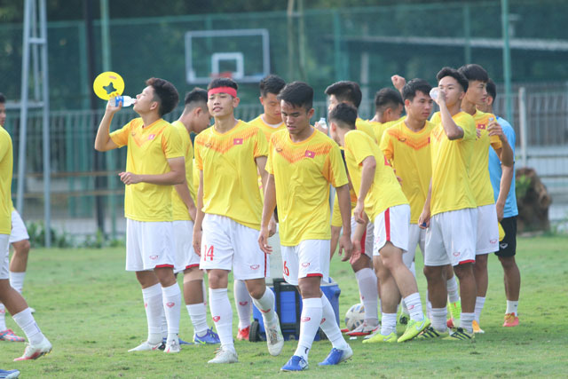Ở giải U19 ĐNÁ 2022, U19 Việt Nam không có được đội hình mạnh nhất - Ảnh: PHAN HỒNG