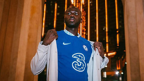 CHÍNH THỨC: Koulibaly ra mắt Chelsea, hợp đồng 4 năm