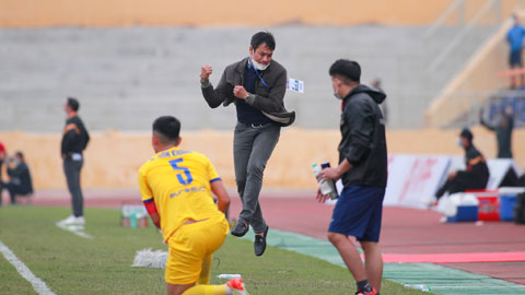 Thầy trò HLV Nguyễn Huy Hoàng đang là đội giành nhiều chiến thắng nhất tại V.League 2022	Ảnh: XUÂN THỦY