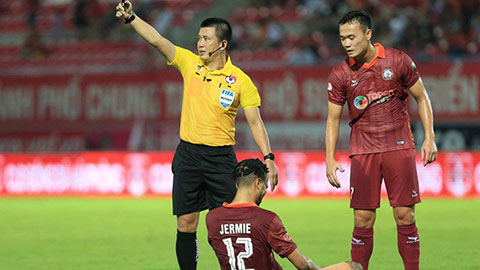 Trọng tài Hoàng Ngọc Hà không được phân công làm nhiệm vụ ở vòng 9 V.League