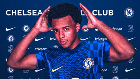 Lộ bằng chứng Kounde đã ký hợp đồng với Chelsea