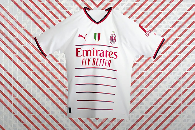 Mẫu áo sân khách của AC Milan mùa tới