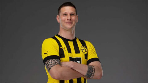 Tại sao Suele từ chối áo số 4 ở Dortmund?