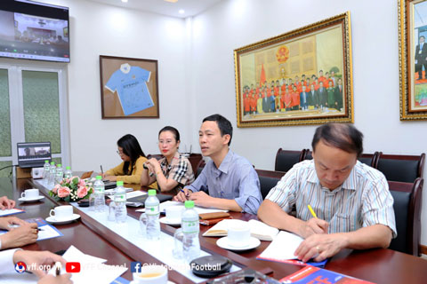 ThS.BS. Nguyễn Văn Phú – Giám đốc Trung tâm Dopping và Y học thể thao Việt Nam, Ủy viên Ban Y học (ngoài cùng bên phải)