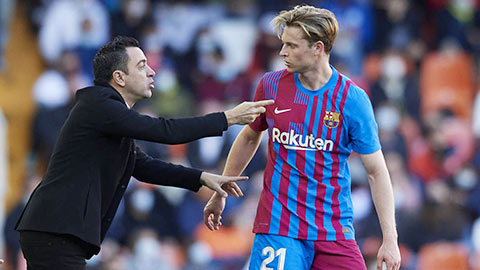 Barcelona tìm lối thoát mới cho De Jong