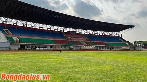 U16 Việt Nam phải đá trên mặt sân xấu tại Indonesia
