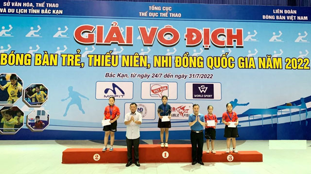 VĐV Lê Hồng Phương Tuyền Huy chương vàng đơn nữ nhóm tuổi U9 giải vô địch bóng bàn trẻ, thiếu niên, nhi đồng quốc gia năm 2022